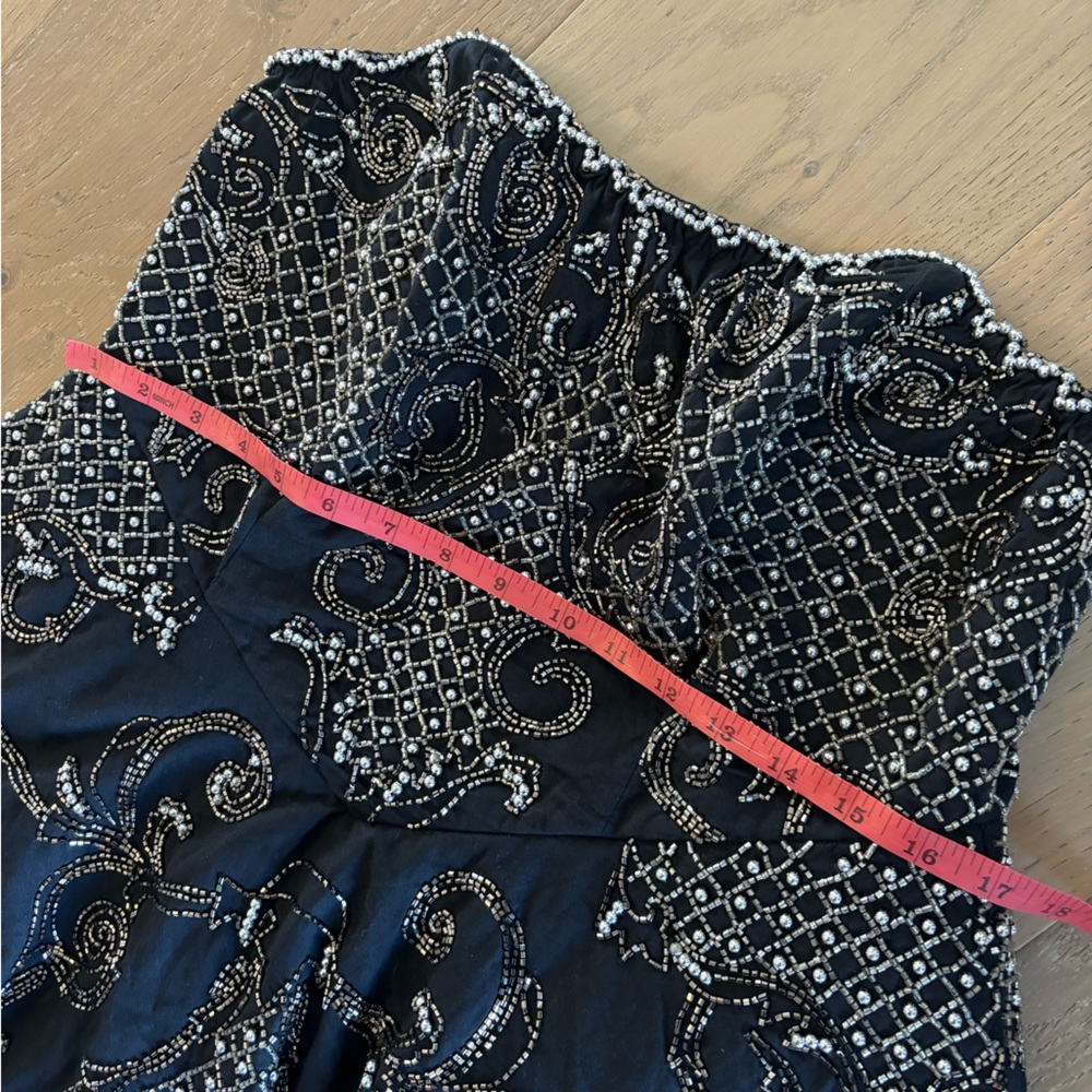 ASOS DESIGN embellished bandeau mini dress in black sequin pearl strapless US 10 - Picture 12 of 13